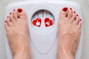 Контроль веса является обязательной профилактической мерой против развития хронического геморроя
