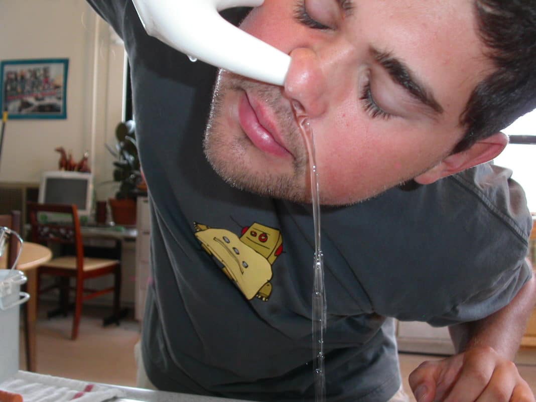 Чем промыть нос при гайморите в домашних условиях?