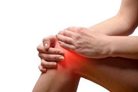 При реактивном артрите обычно поражаются колени