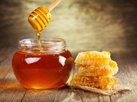 Продукты пчеловодства используются для лечения множества заболеваний суставов.