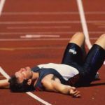 Спровоцировать ущемление нерва в суставных соединениях могут повышенные физические нагрузки у профессиональных спортсменов.